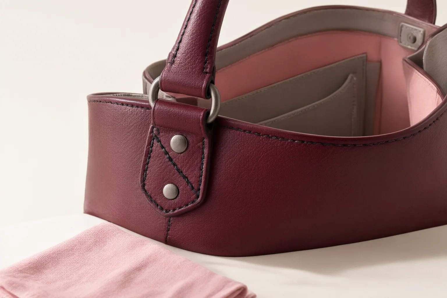 Editorial detail illustrating evidence and decision criteria for What to Inspect Before Buying a Leather Bag for Daily Use